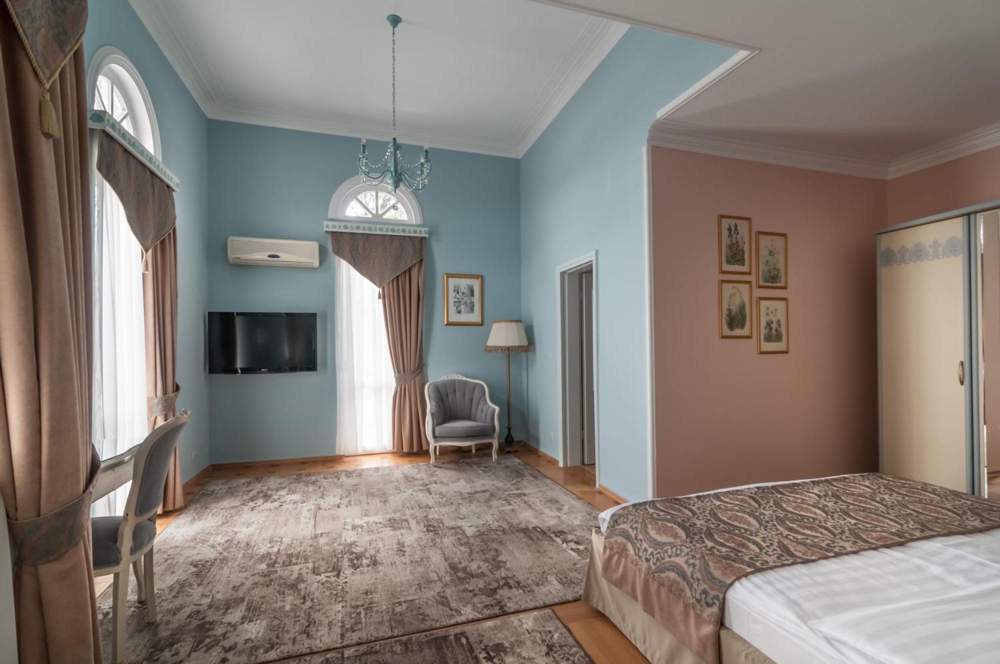 Prestige Palace - Esquisse Hotel Tbilisi Eksteriør billede
