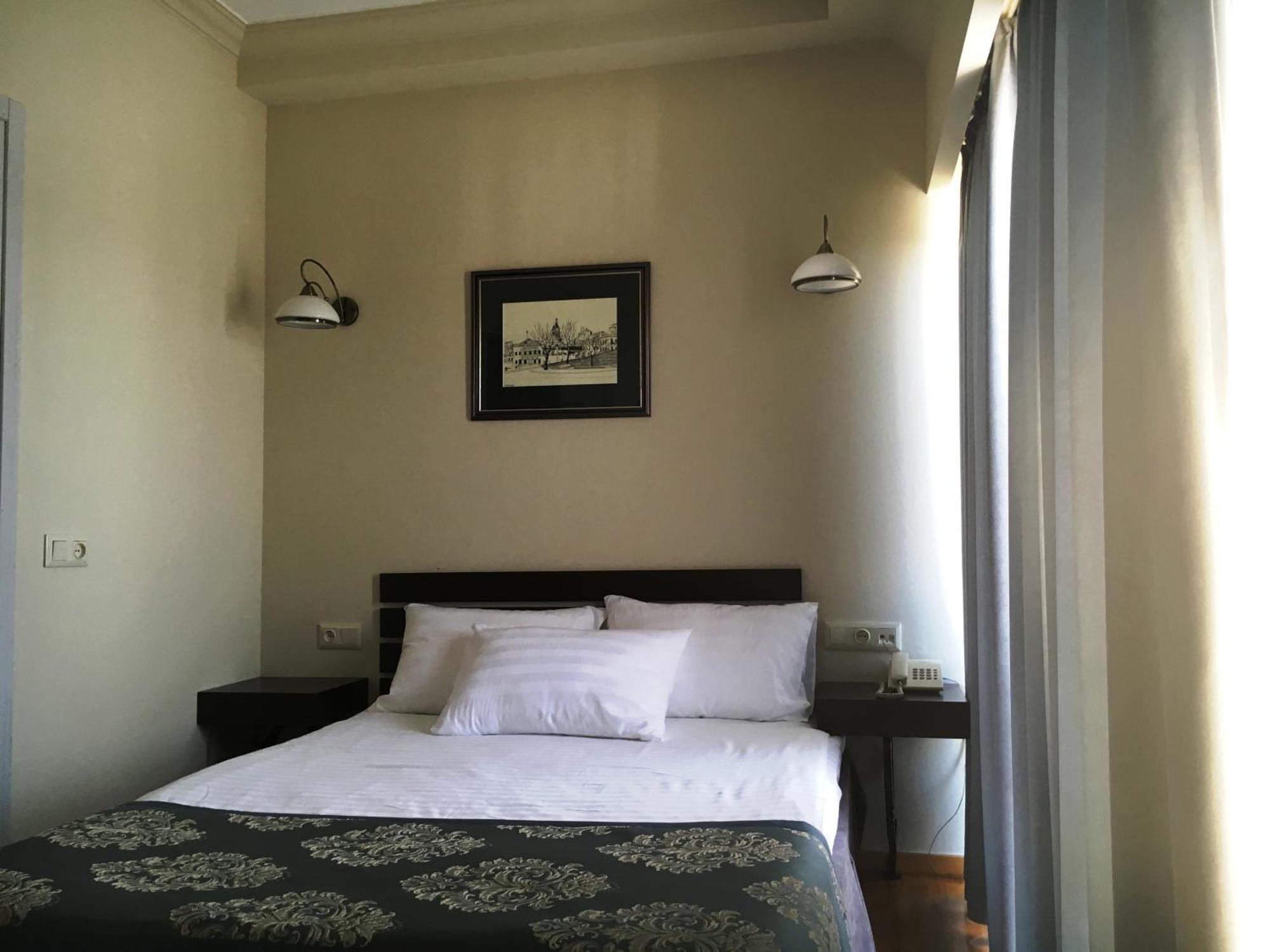 Prestige Palace - Esquisse Hotel Tbilisi Værelse billede
