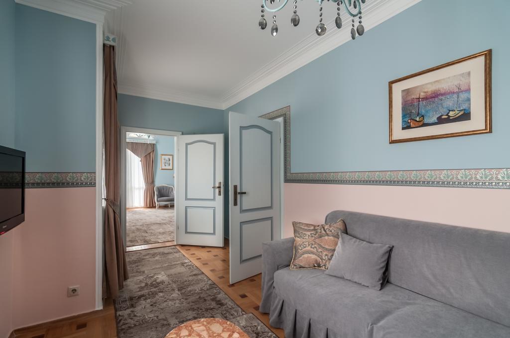 Prestige Palace - Esquisse Hotel Tbilisi Eksteriør billede