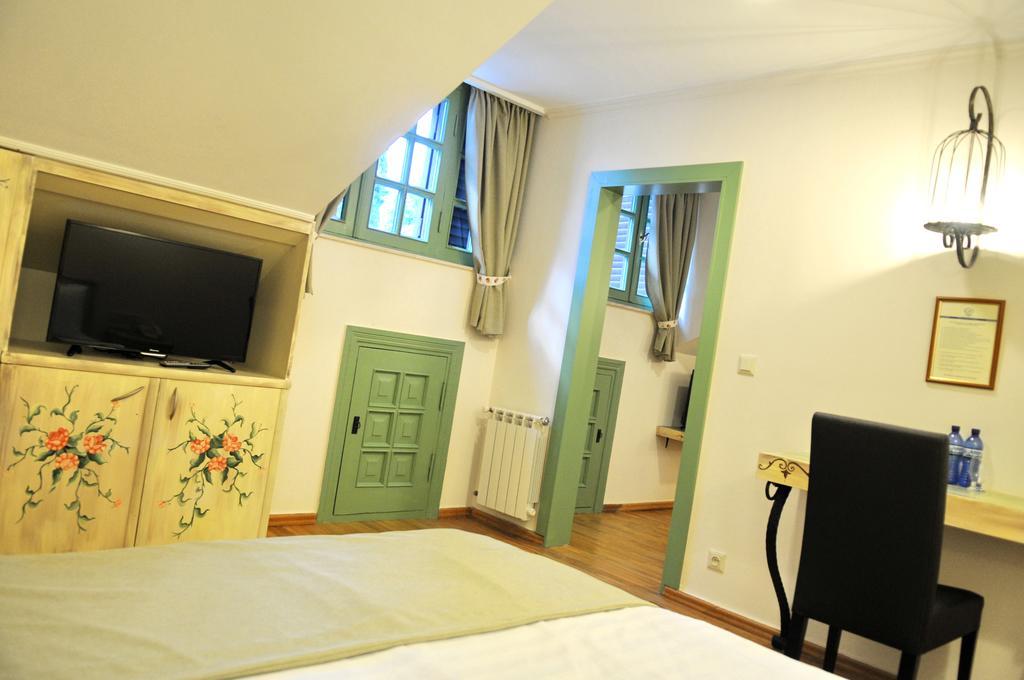 Prestige Palace - Esquisse Hotel Tbilisi Eksteriør billede
